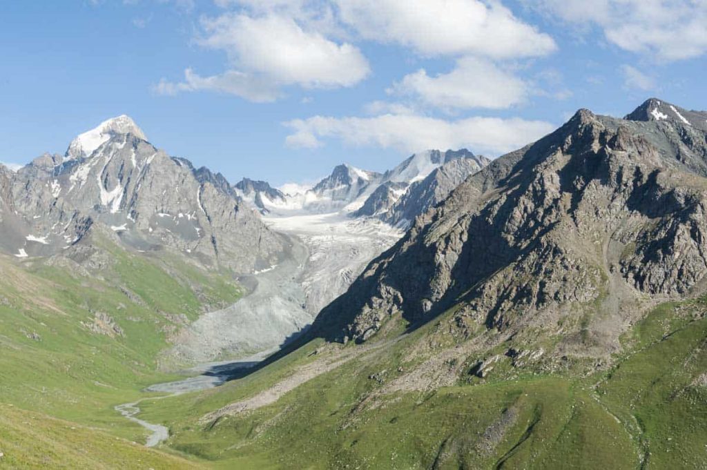 trekking in Eurasia Kyrgyzstan