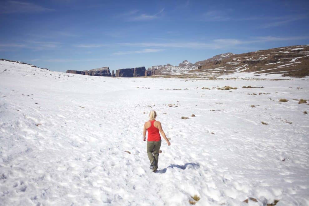 hiking in the drakenbergs in south africa